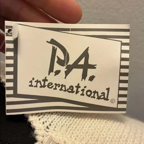 Vintage NWT P.A. international Ivory Sequin Embellished angora sweater XL 42” - Picture 2 of 12